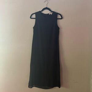 Black Sleeveless Dress